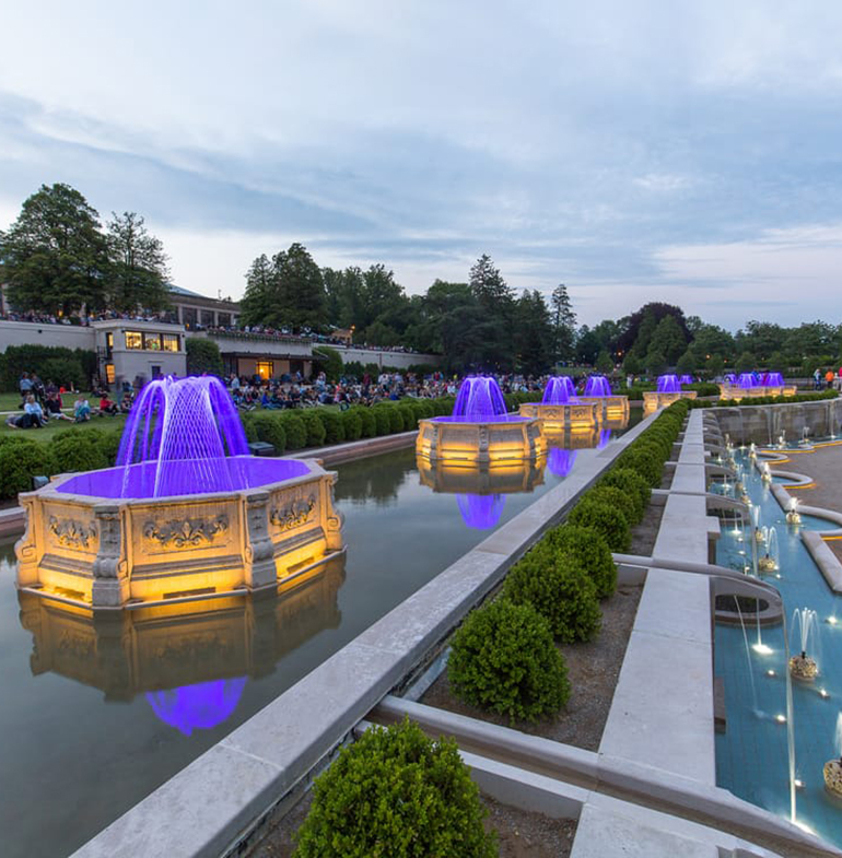 Landscape Fountain01-Decorative water with shifting light and forms