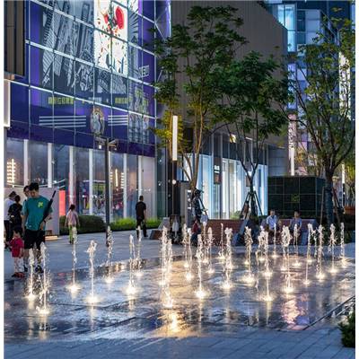 Interactive Fountain01-Interactive, controlled water feature