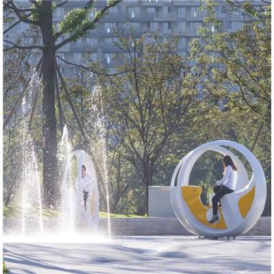 Interactive Fountain01-Interactive, controlled water feature